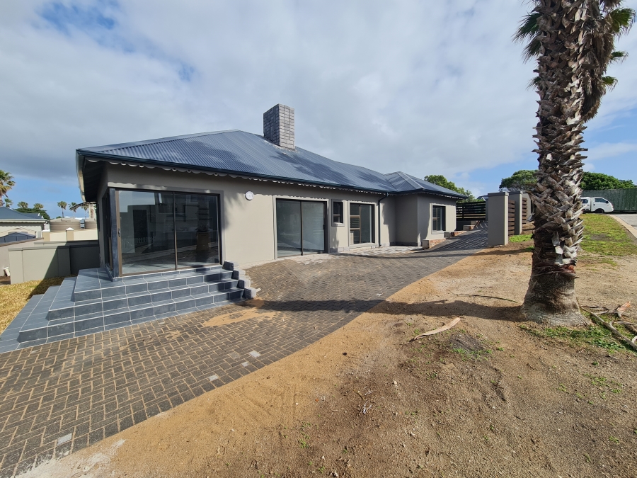 3 Bedroom Property for Sale in Marina Martinique Eastern Cape